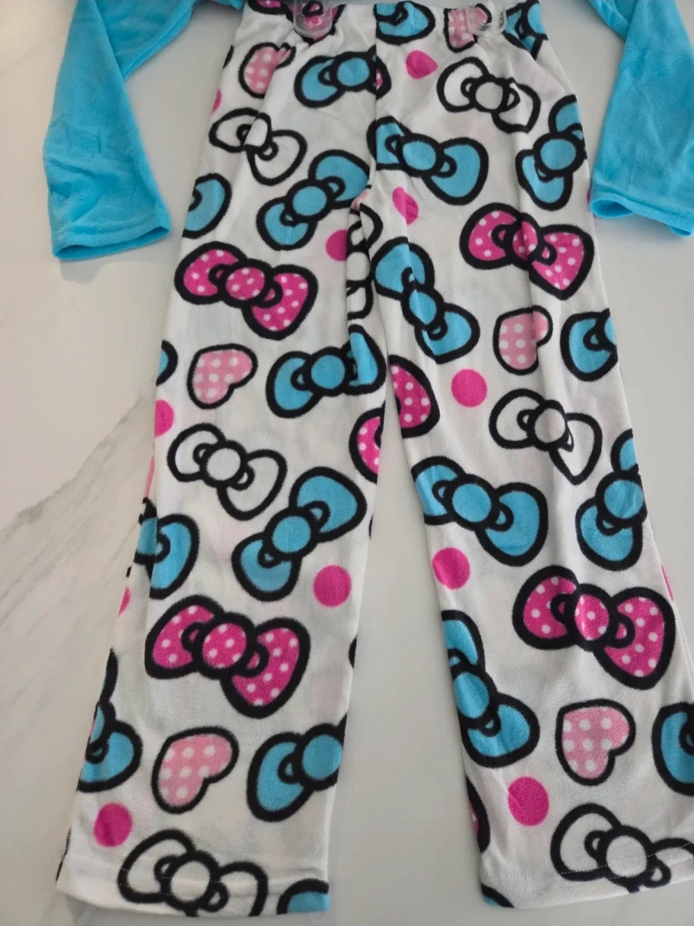 Hello Kitty Girls' Pink & Blue Fleece Pajama Set